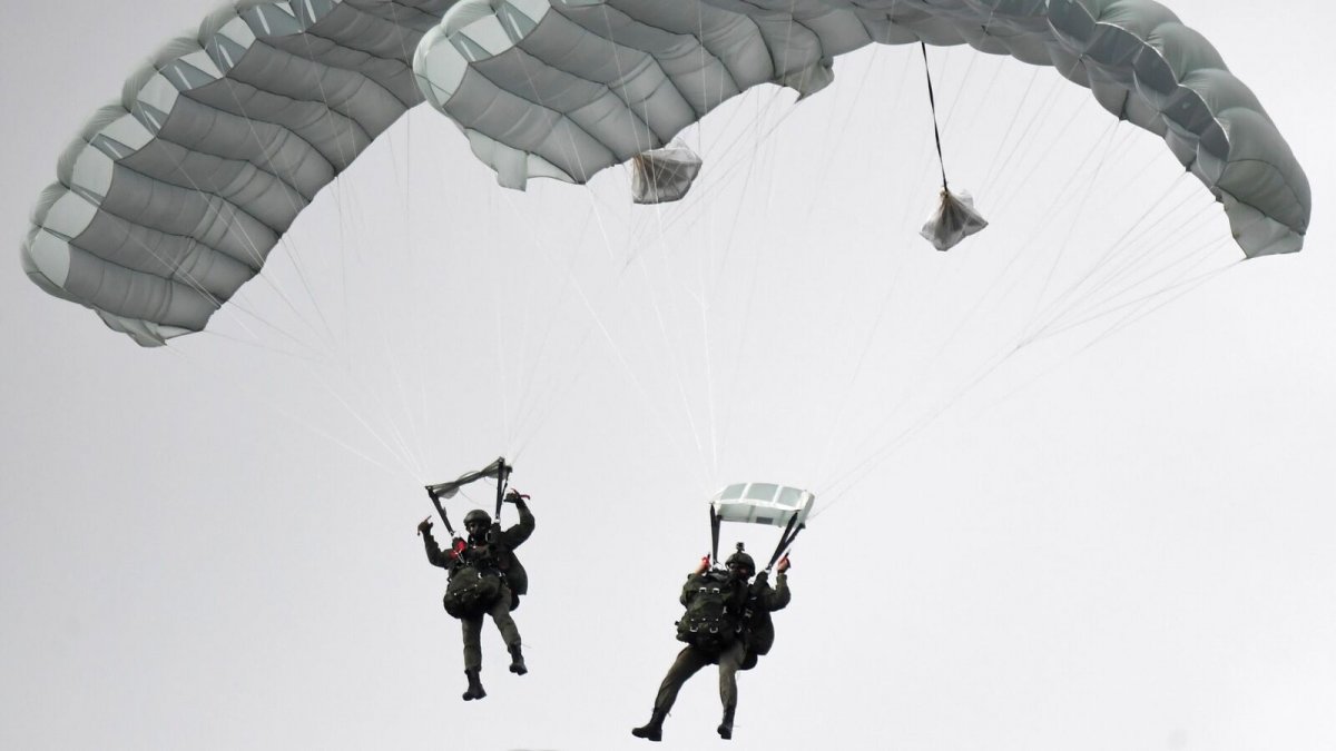 Прыжок с парашютом в Омске ВДВ