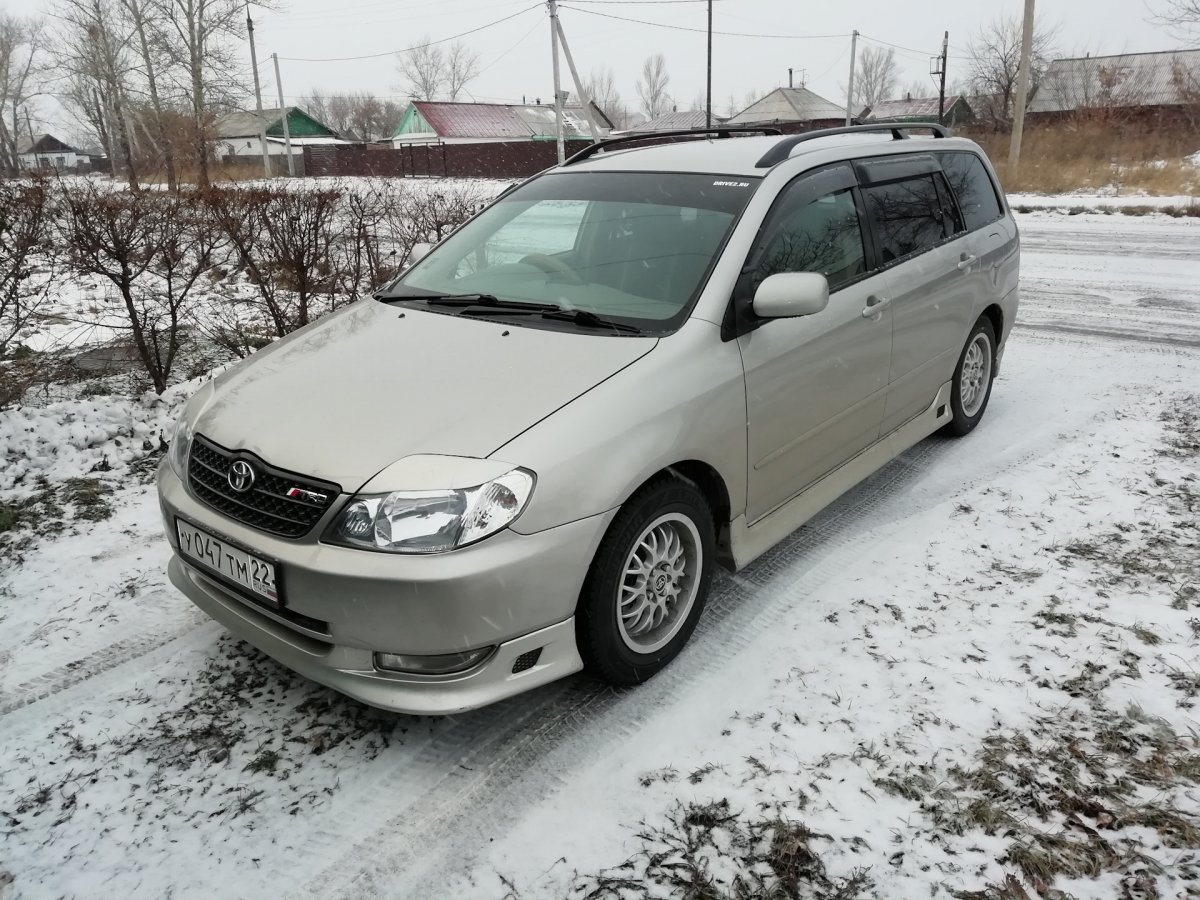 Toyota Corolla Fielder e120
