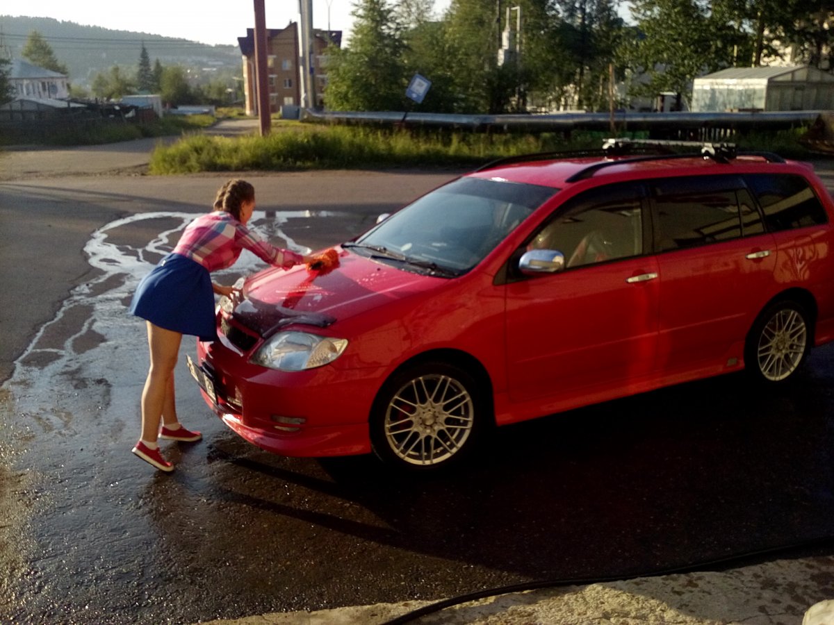 Toyota Corolla Fielder 2012