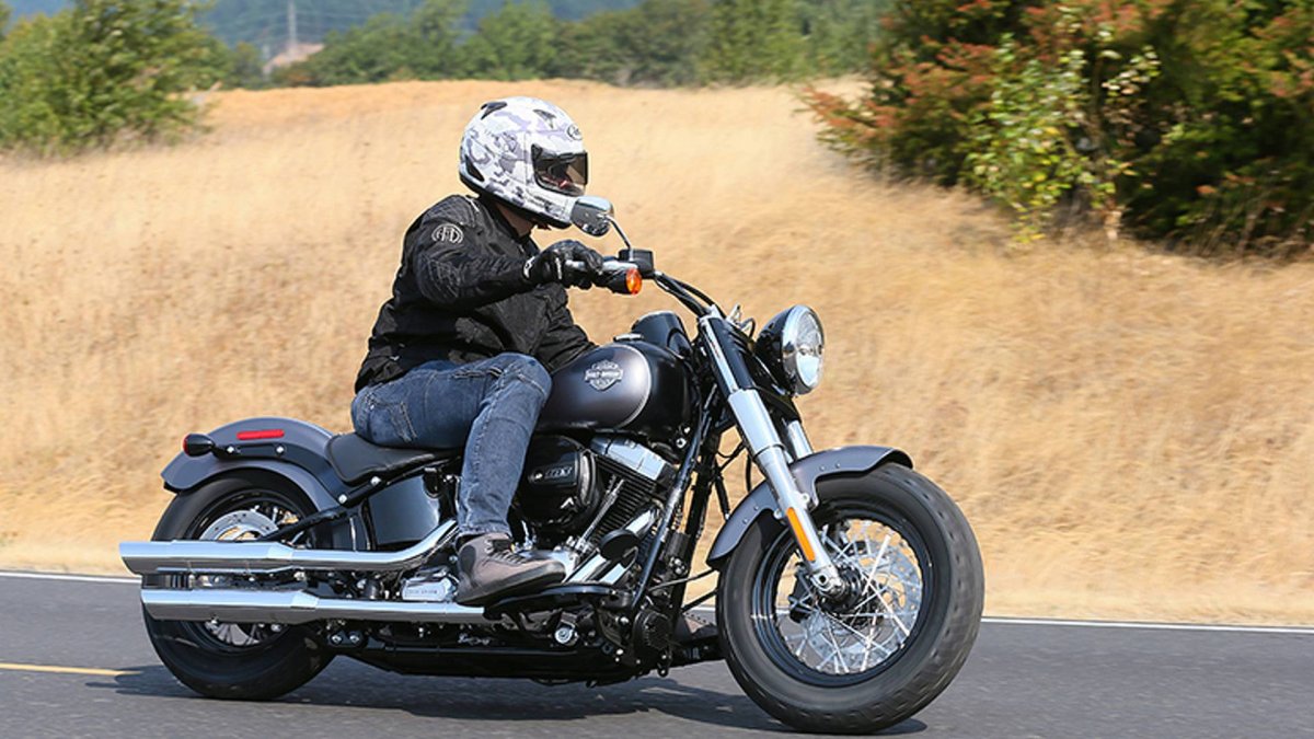 Harley Davidson Softail Slim s