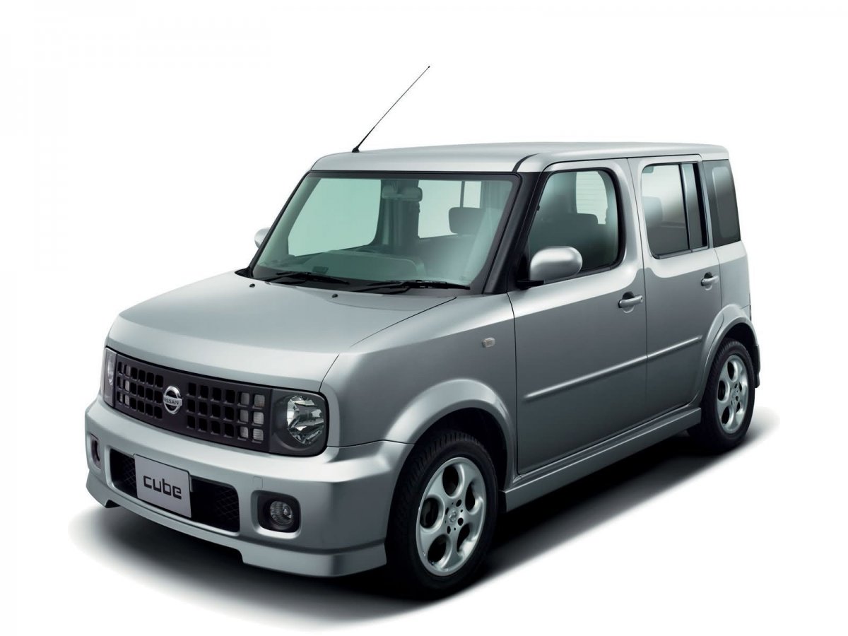 Nissan Cube II (z11)
