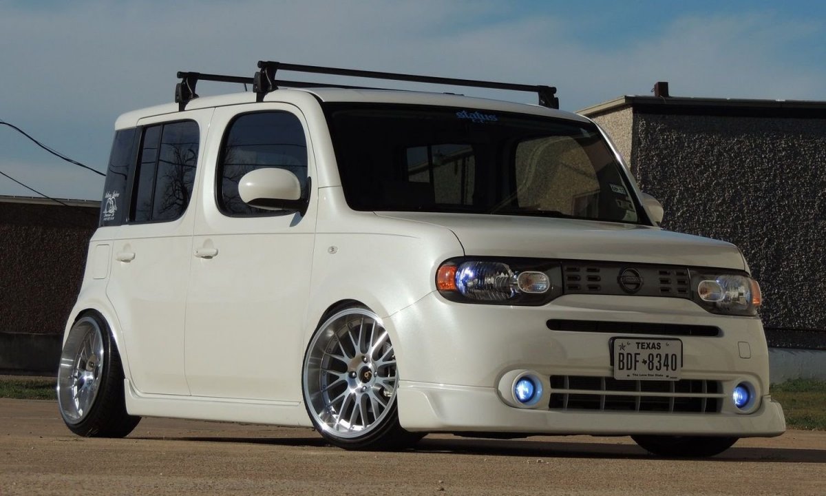 Nissan Cube 2014