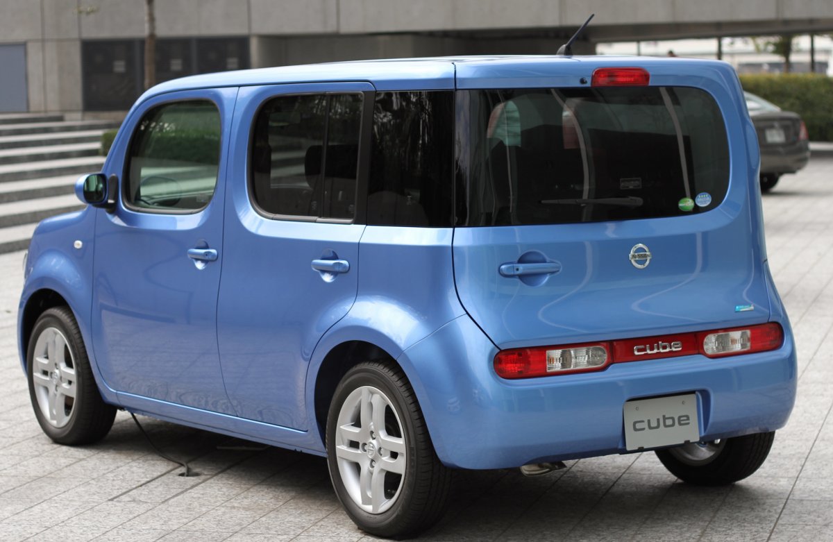 Nissan Cube z12 салон