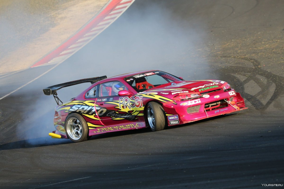 Стрит дрифт Formula Drift Japan