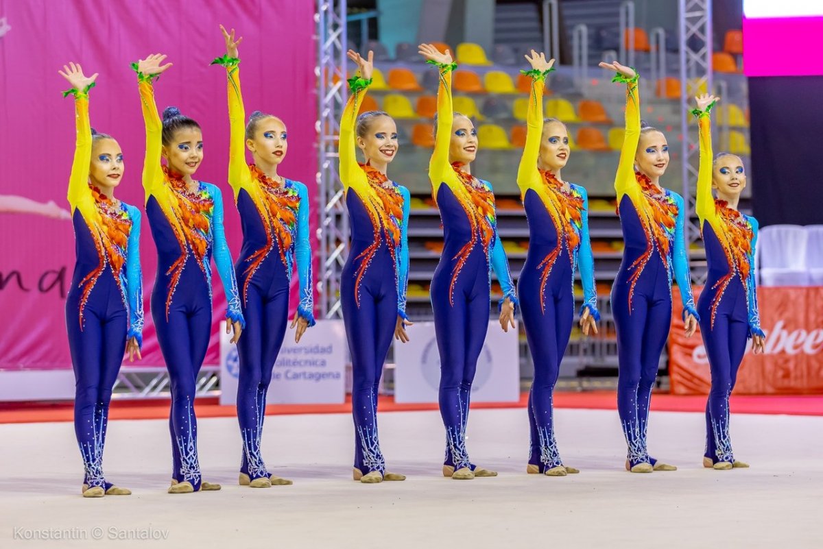 Костюмы Аксель для фигурного катания 2020-21