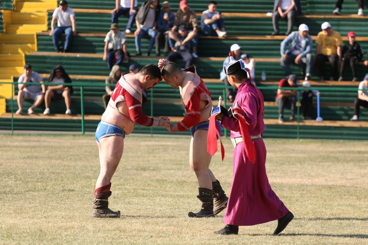 Монголия борьба наадам