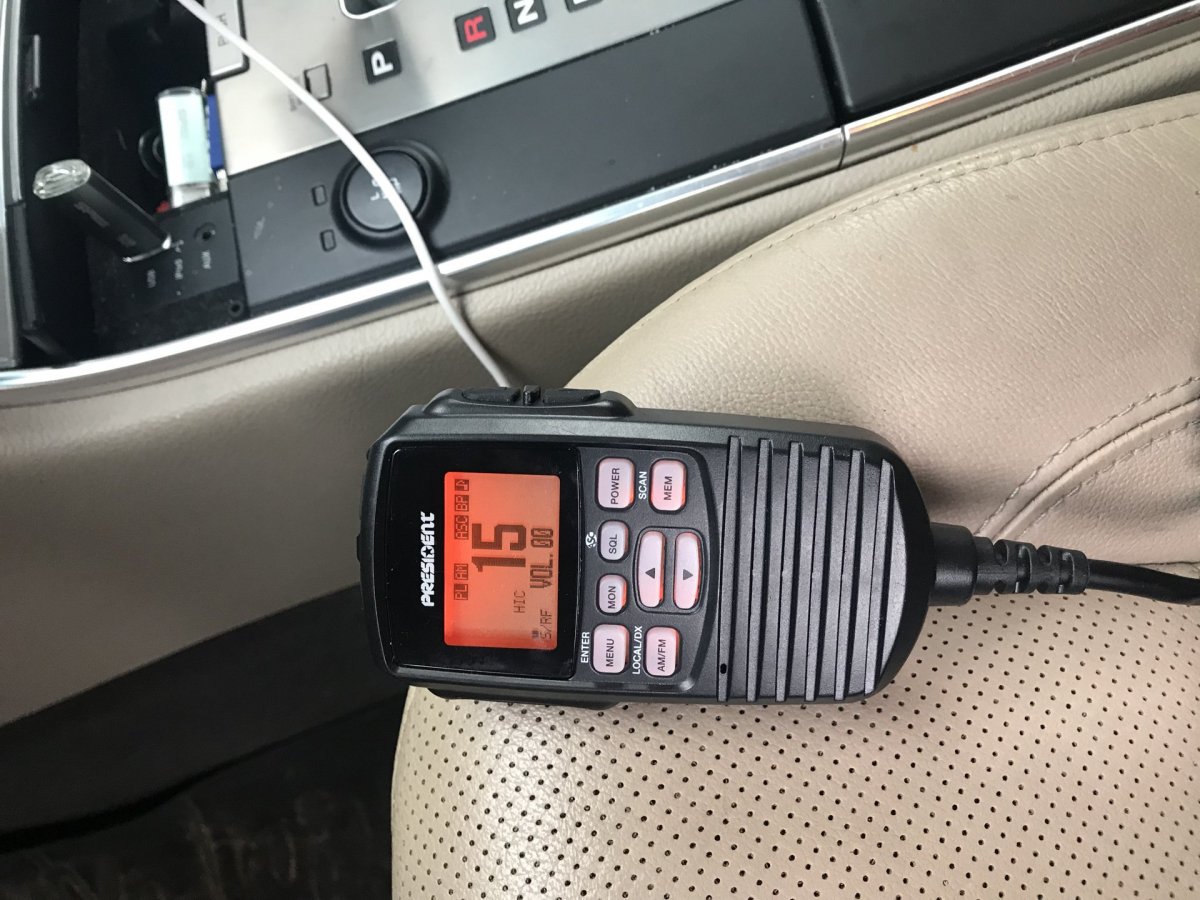 Рация Hyundai
