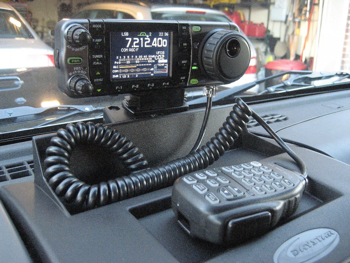 Тангента Icom 7000