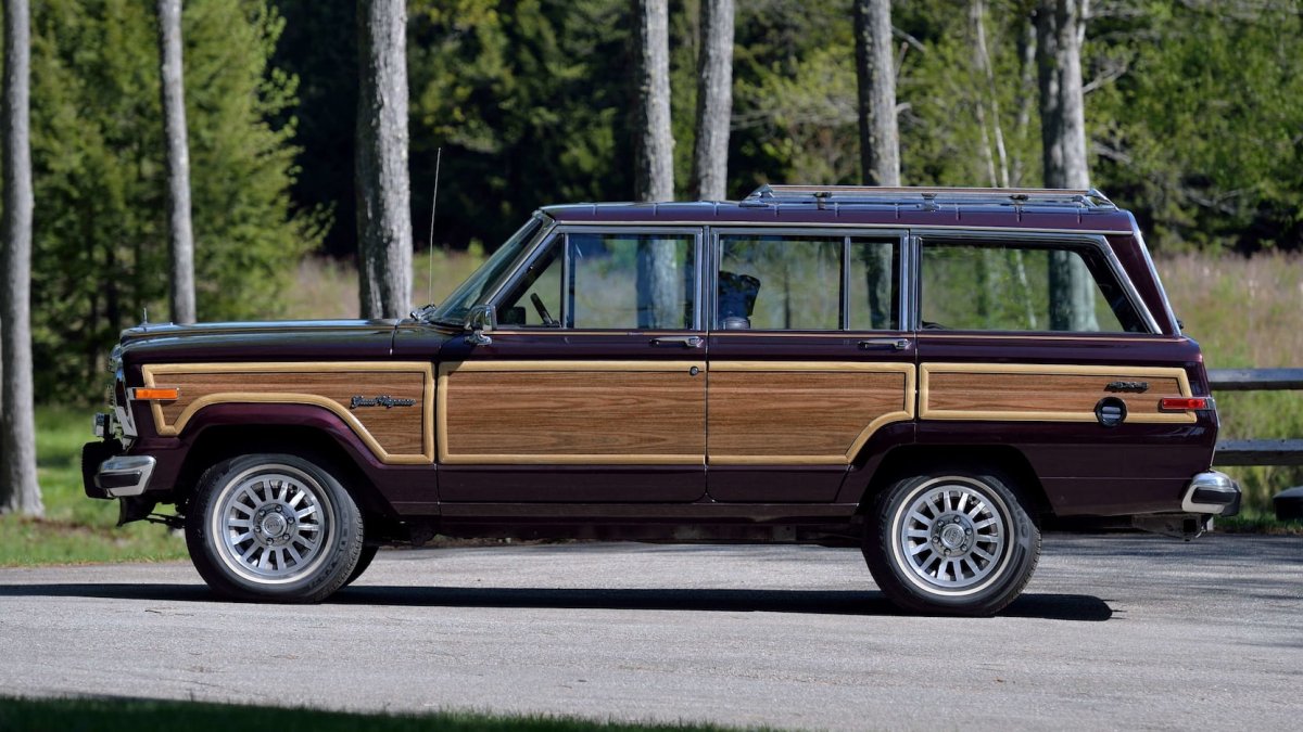 Jeep Grand Wagoneer 2022 long