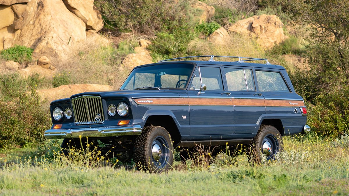 Jeep Wagoneer