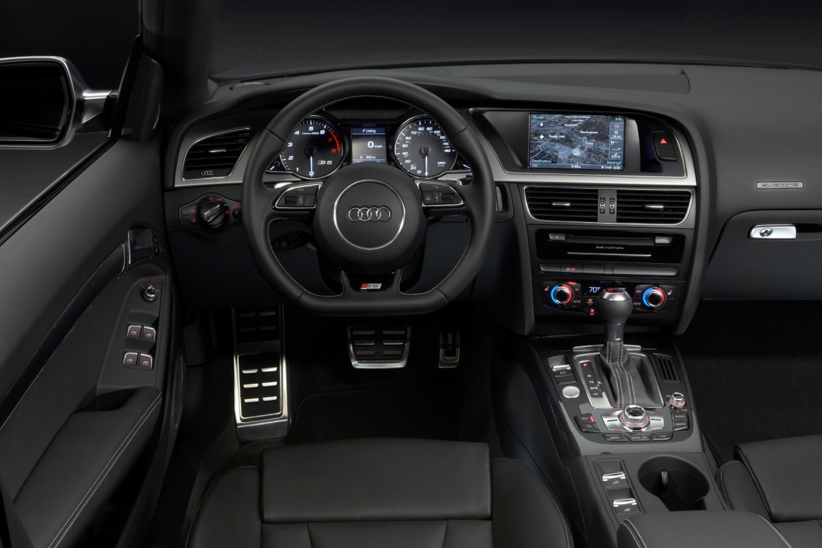 Audi rs5 2012 Interior