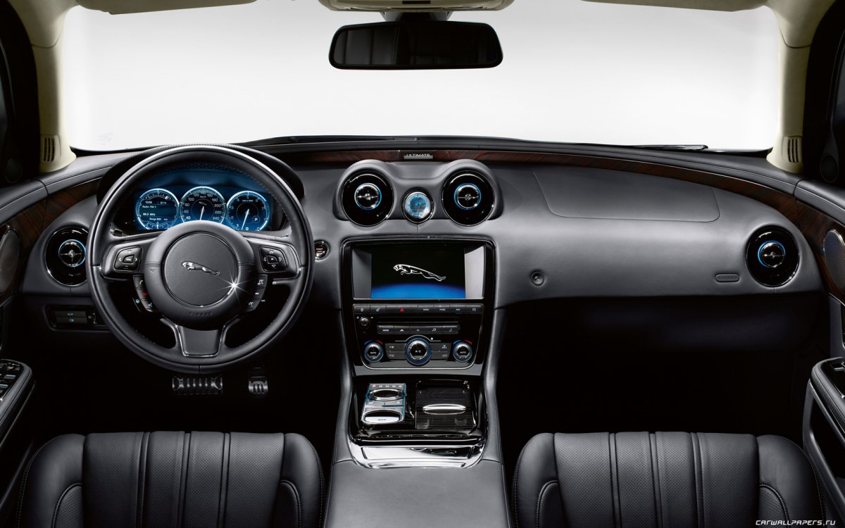 Jaguar XJ range 2012 салон