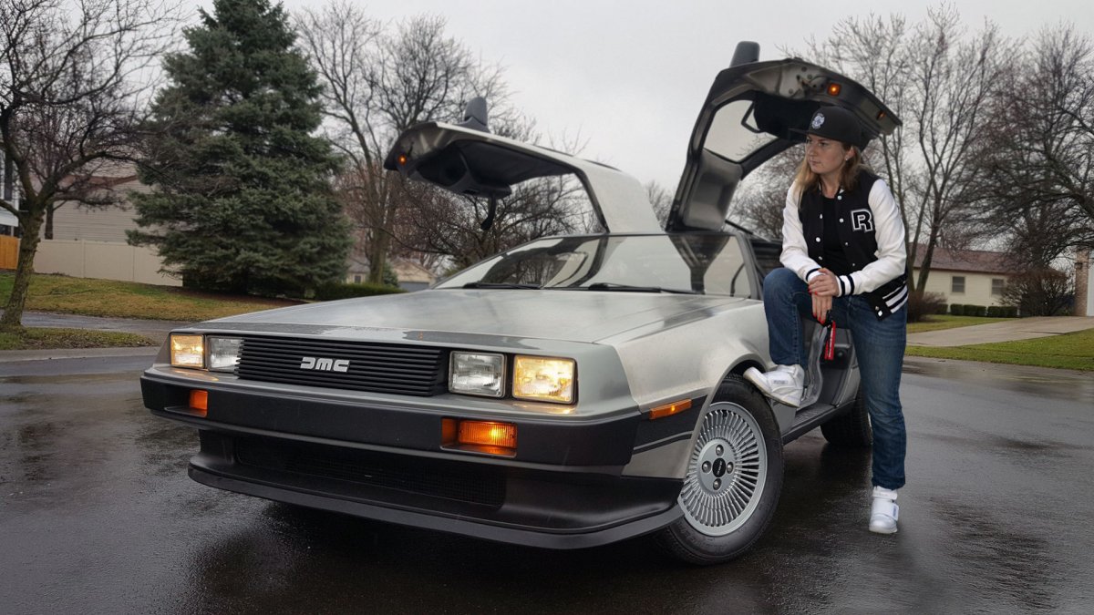 DMC DELOREAN