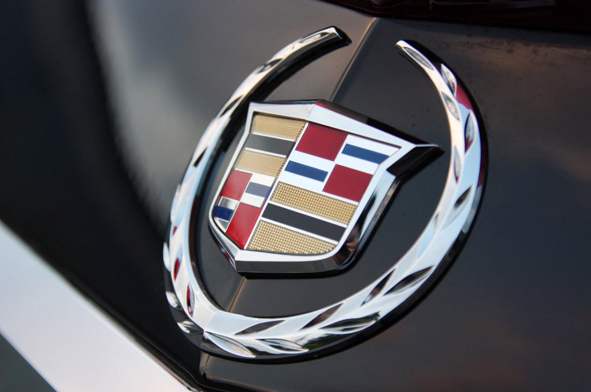 Chevrolet Corvette эмблема