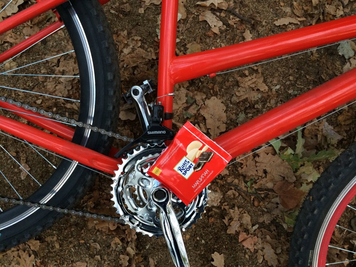 Детский велосипед на прозрачном фоне