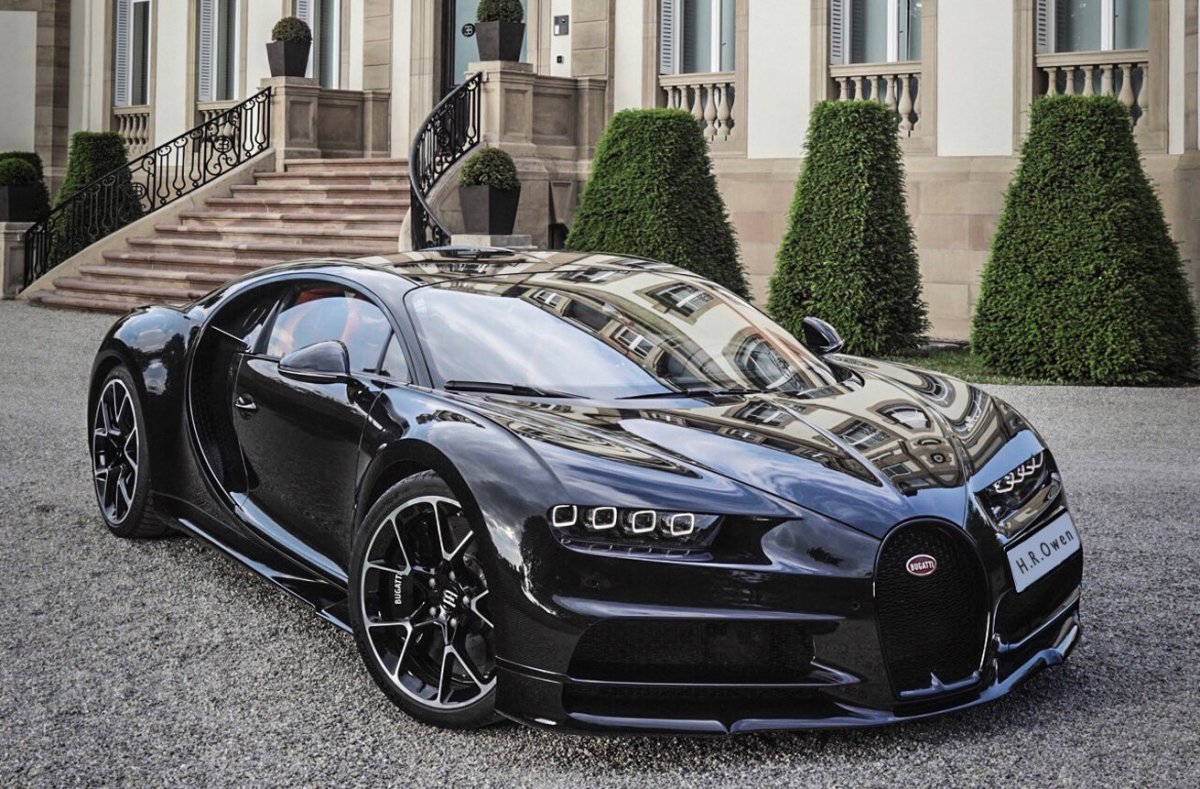 Bugatti Chiron Carbon