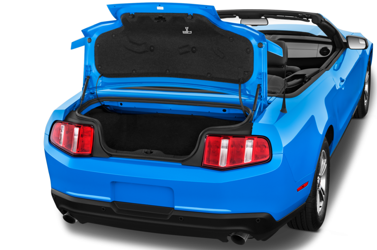 Ford Mustang Convertible багажник
