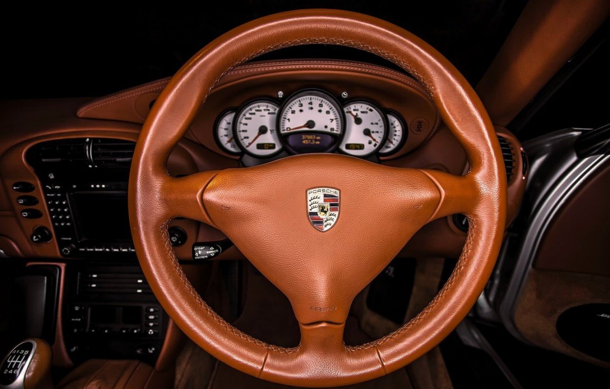 Руль Porsche Carrera