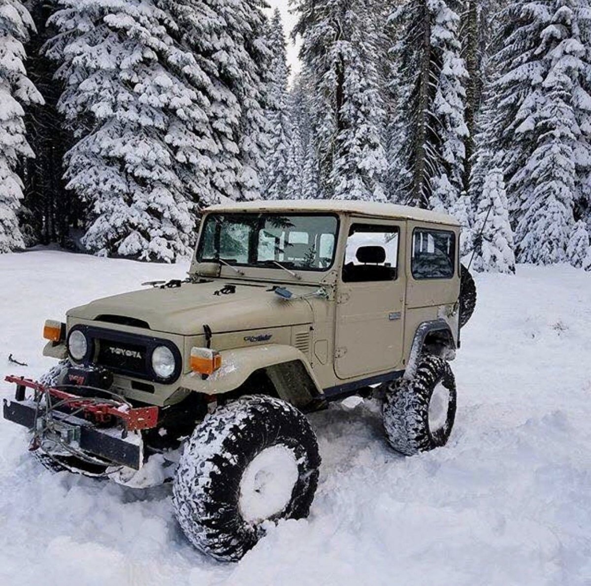 Jeep Cruiser