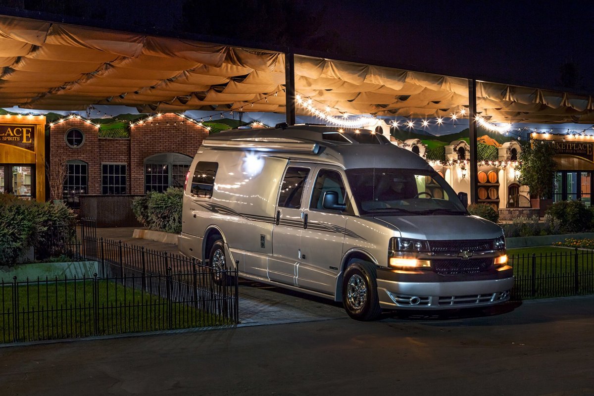 Chevrolet Express Camper