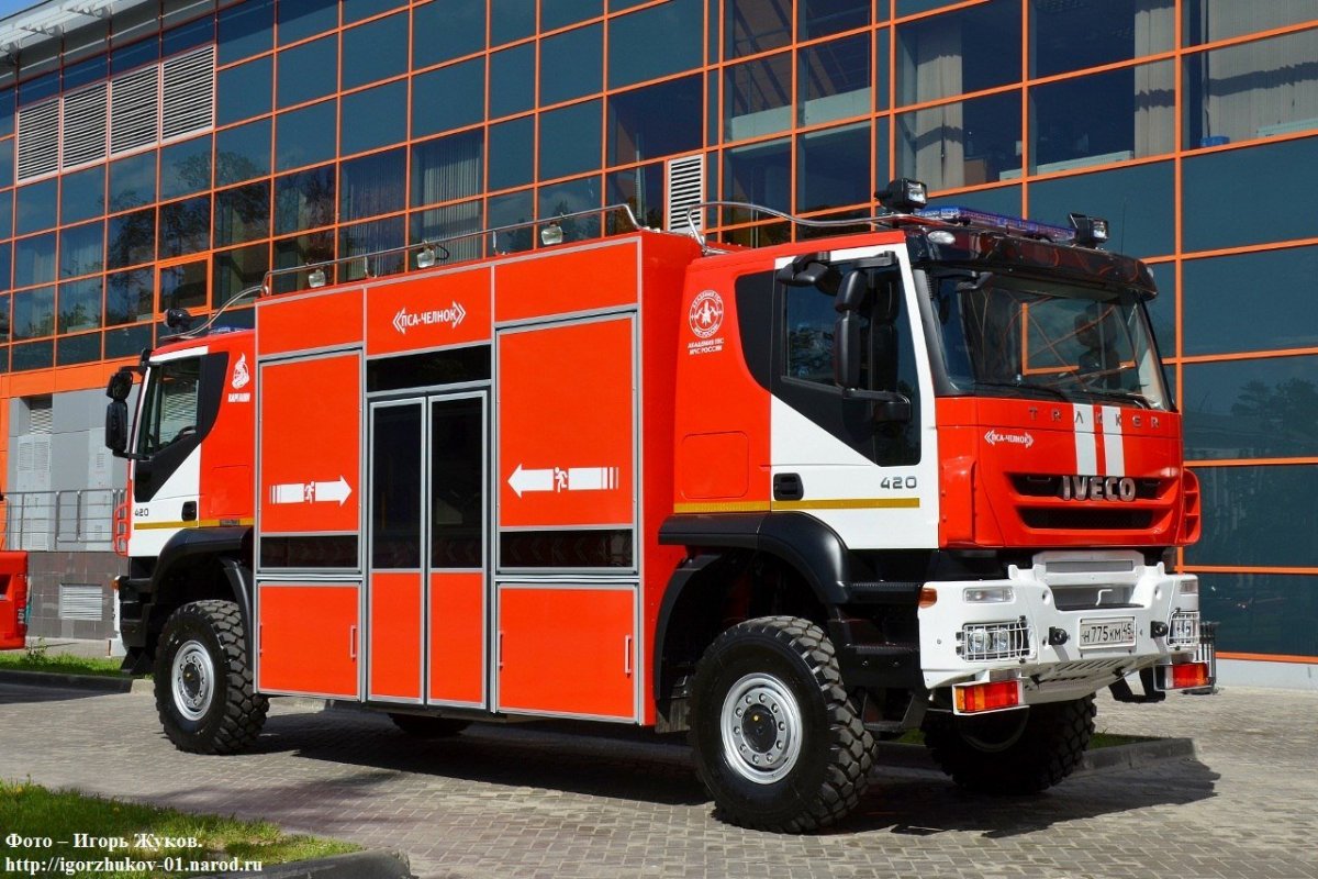 Ивеко пожарно-спасательный автомобиль