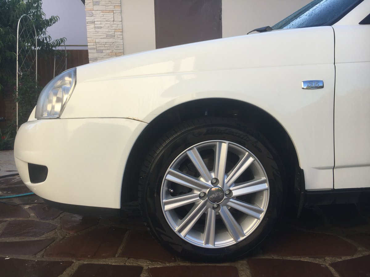 195/55 R15 Камрики Приора белая