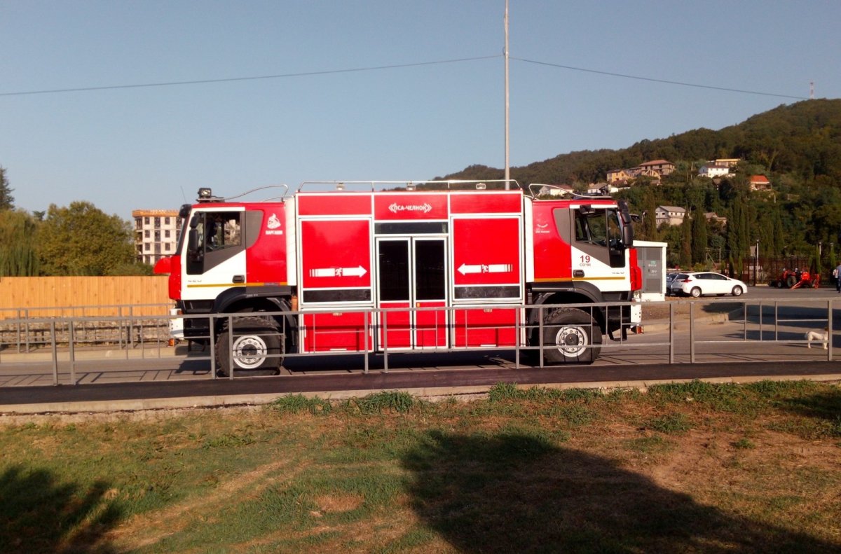 Пожарная машина Ивеко с двумя кабинами