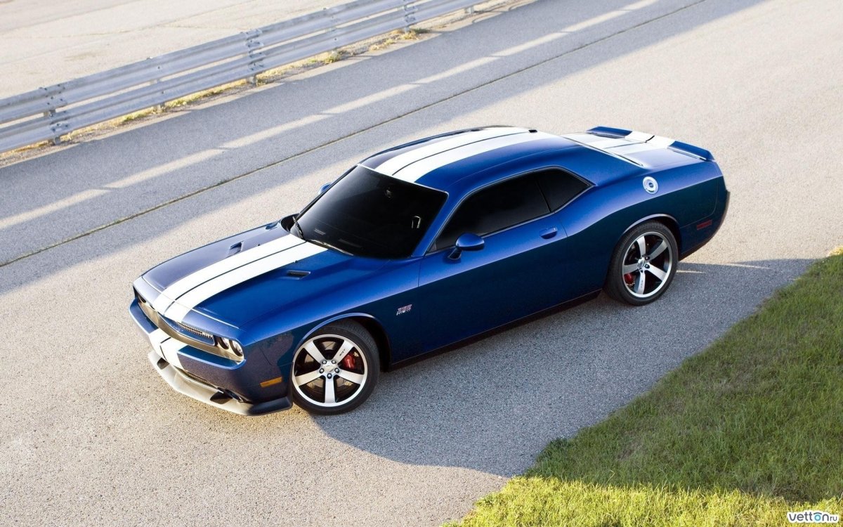 Dodge Challenger srt8 392 Hemi