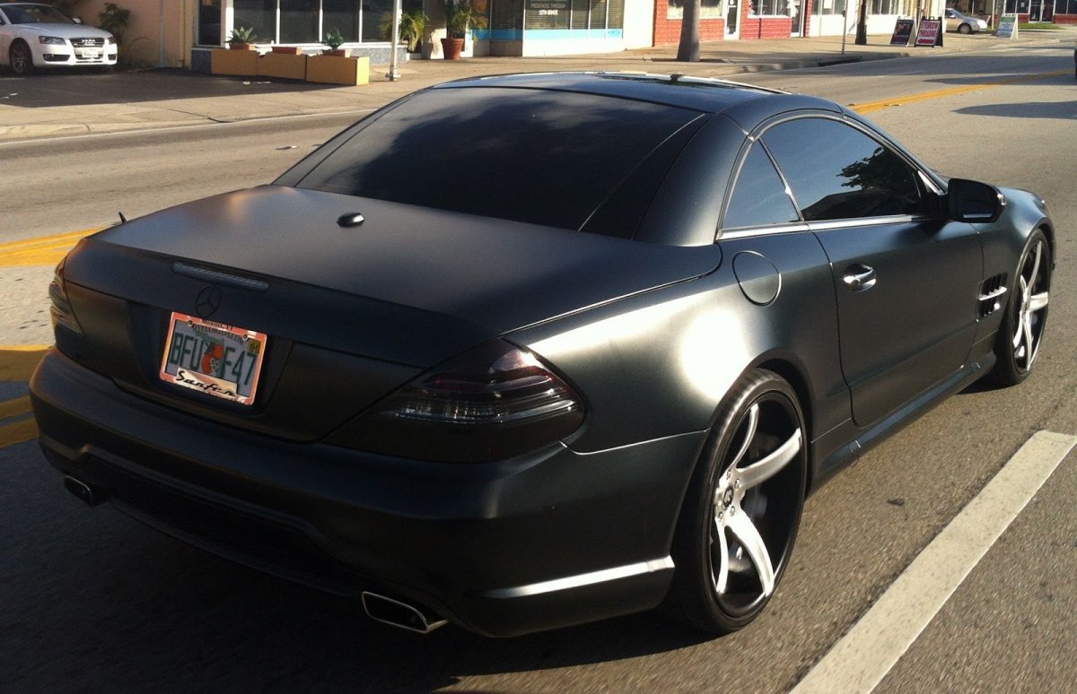 Mercedes CLS черный матовый