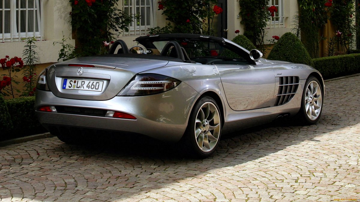 Mercedes SLR 2021
