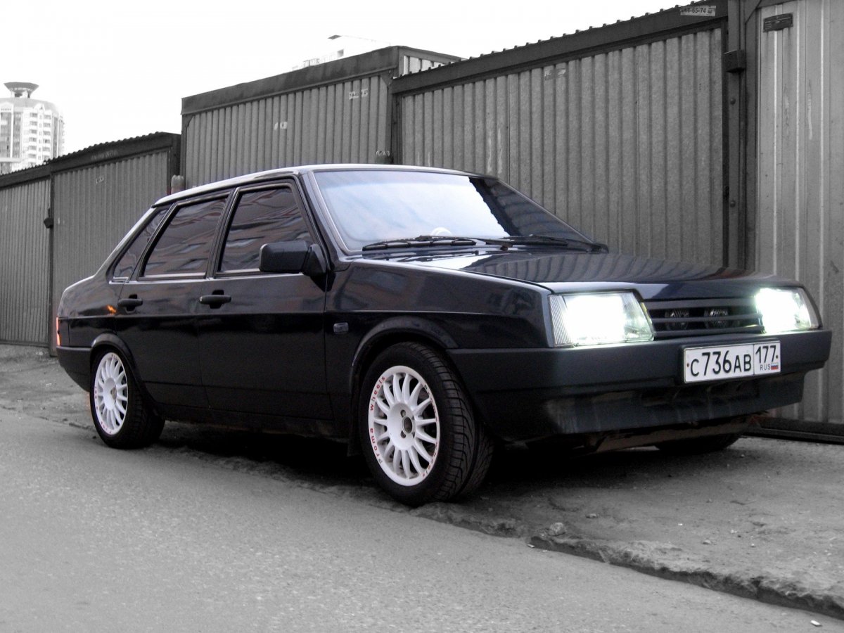 Девятка ВАЗ 21099