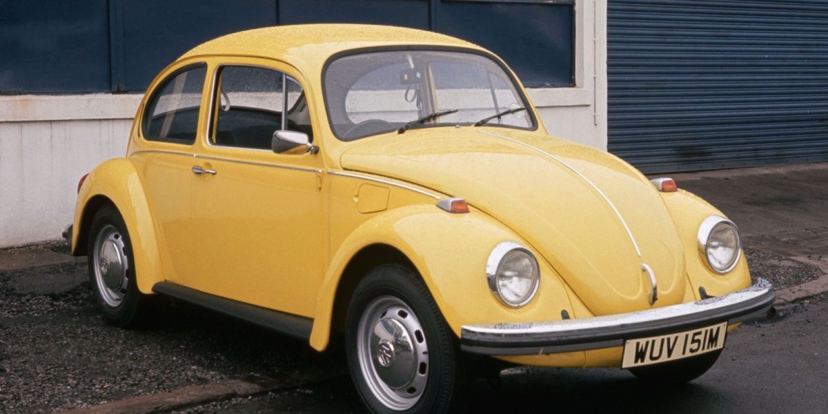Volkswagen Käfer желтый