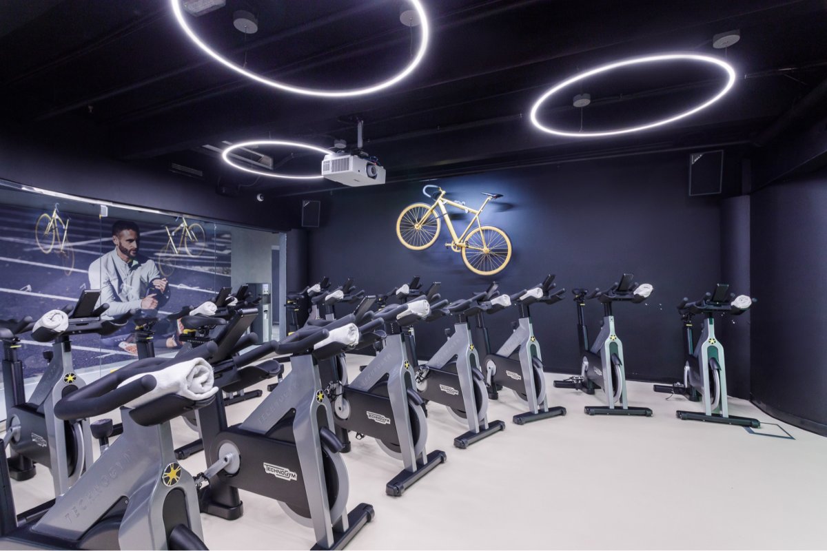 Администратор в Crocus Fitness
