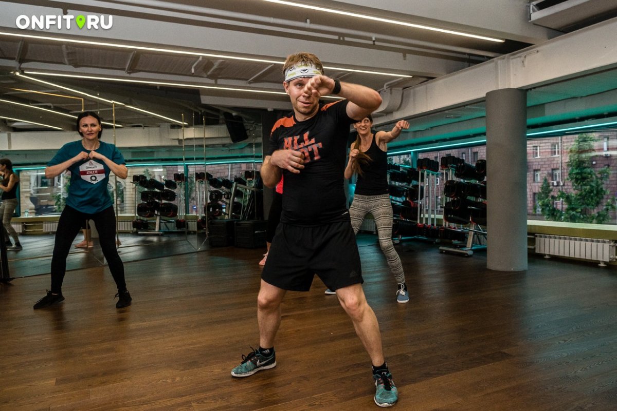 Crocus Fitness тренер