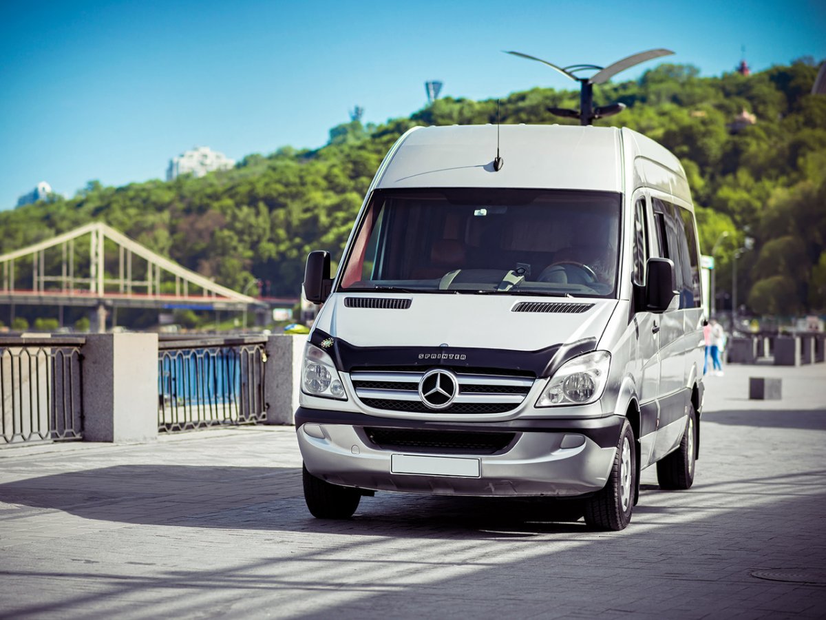 Микроавтобус Mercedes Sprinter