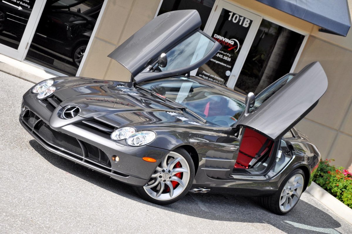 Mercedes-Benz SLR MCLAREN 2003