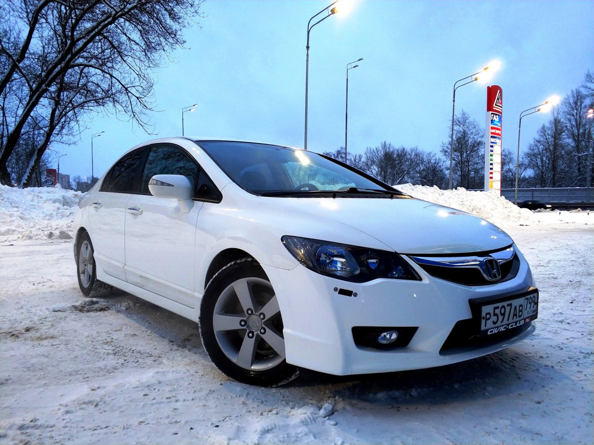 Honda Civic белая