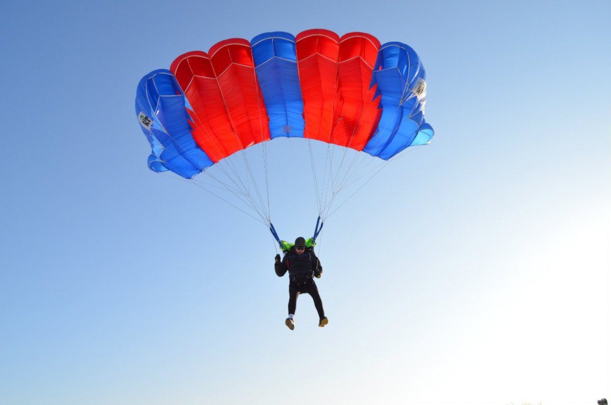 Гигантский парашют