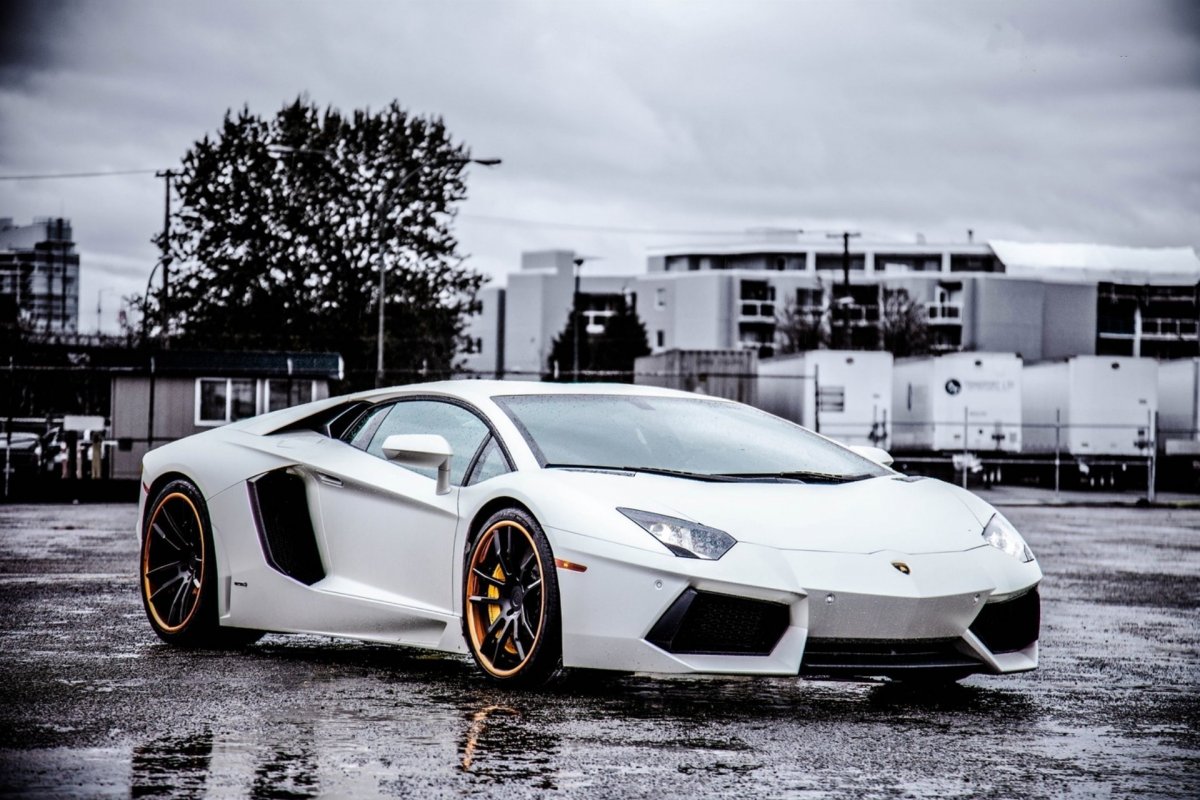 Lamborghini Aventador lp700-4 черная