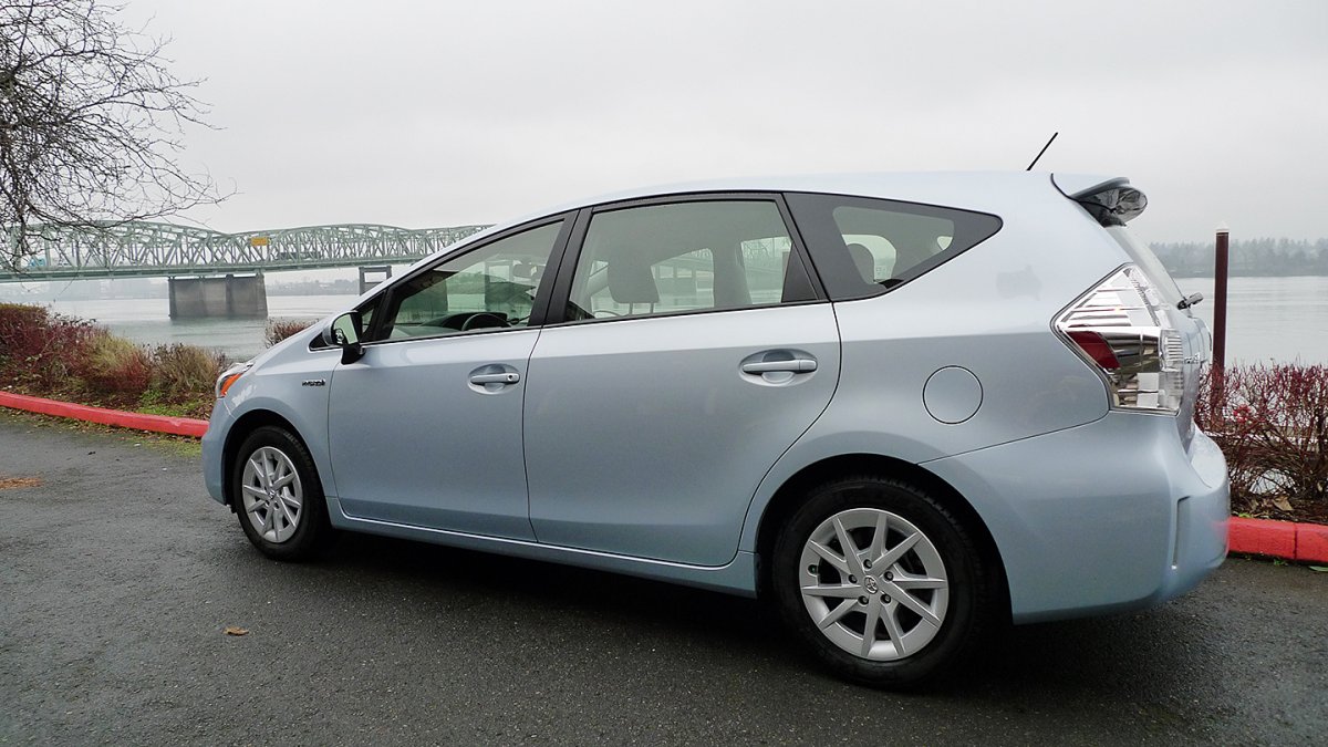 Toyota Prius Wagon