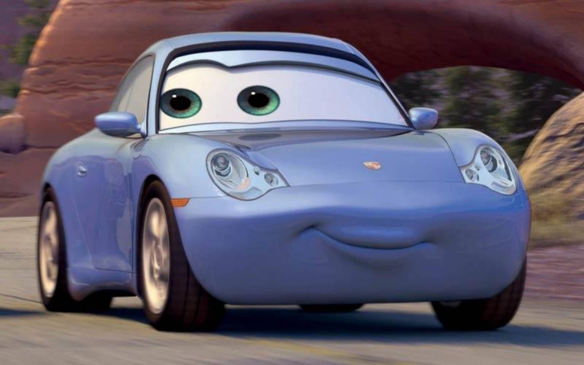 Cars 2 Holley Shiftwell