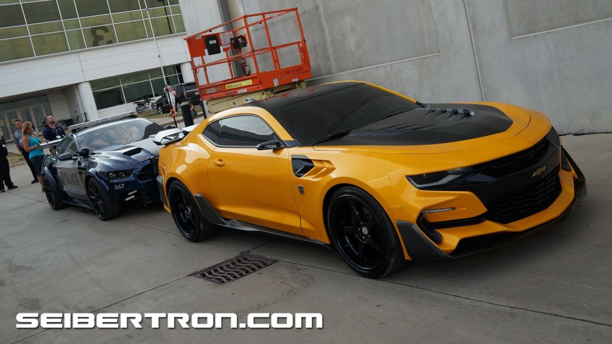Chevrolet Camaro 2017 Бамблби