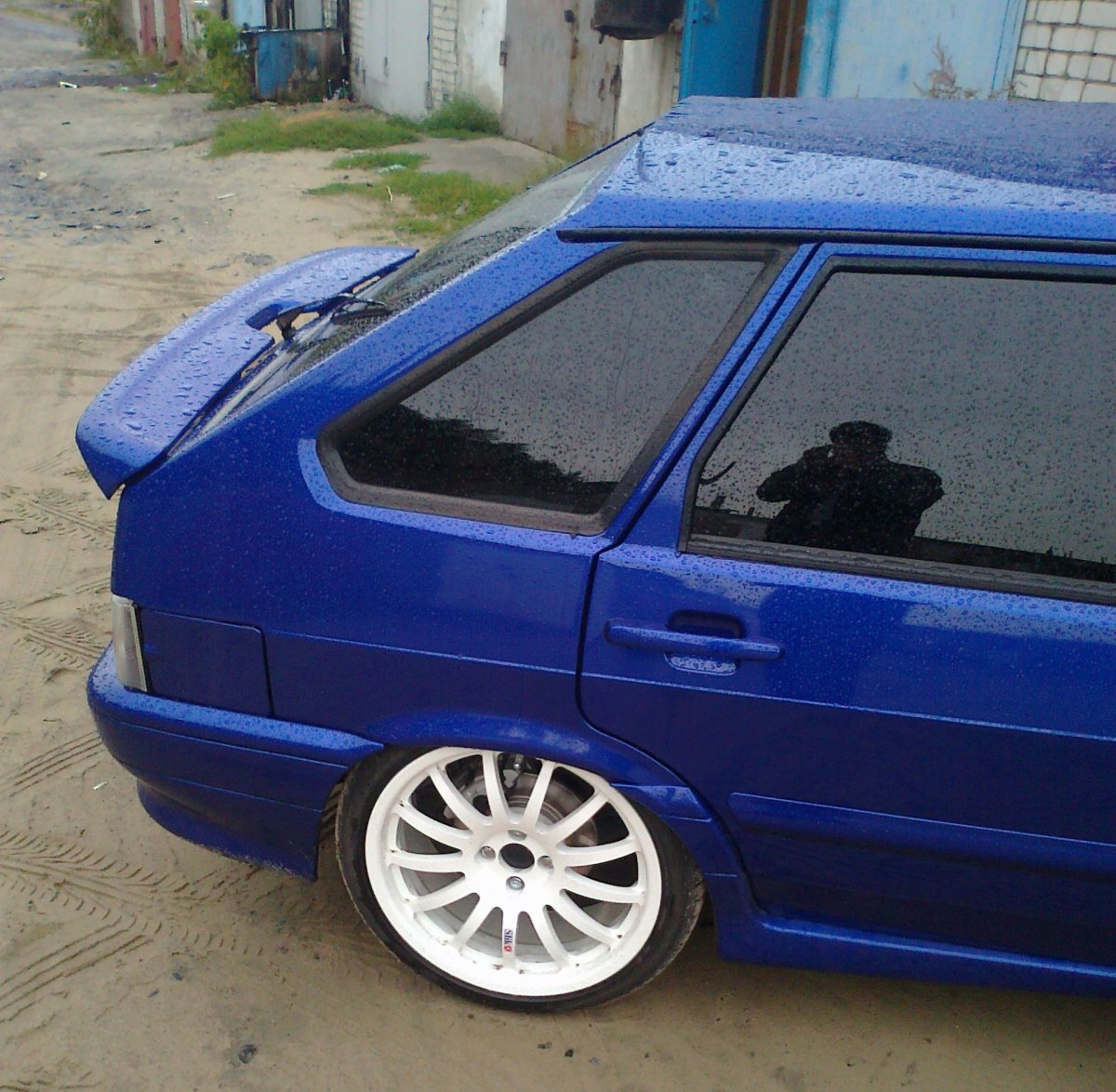 Равон Джентра синяя