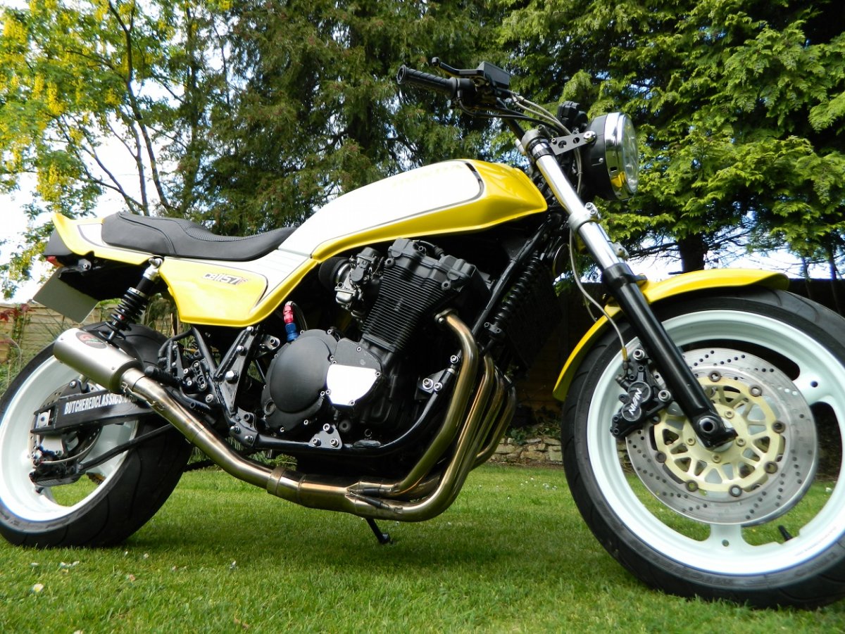 Suzuki Bandit 400 1