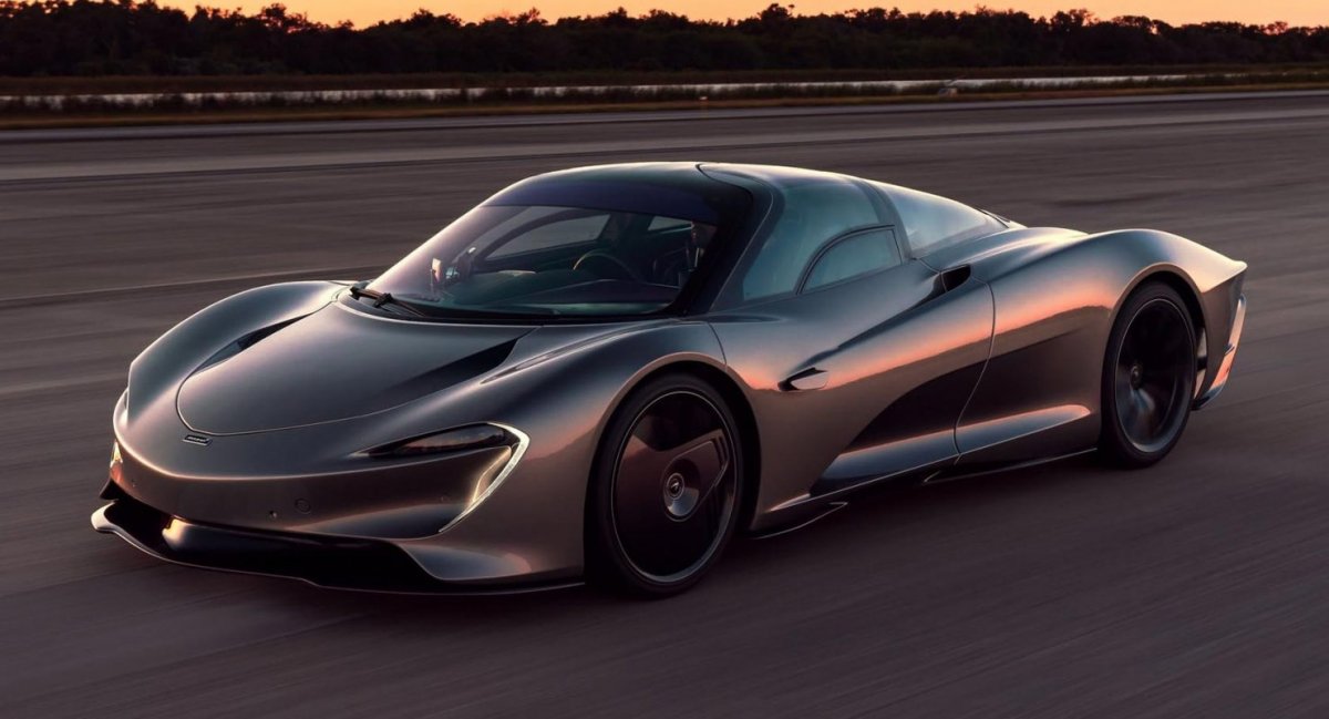 BMW i100