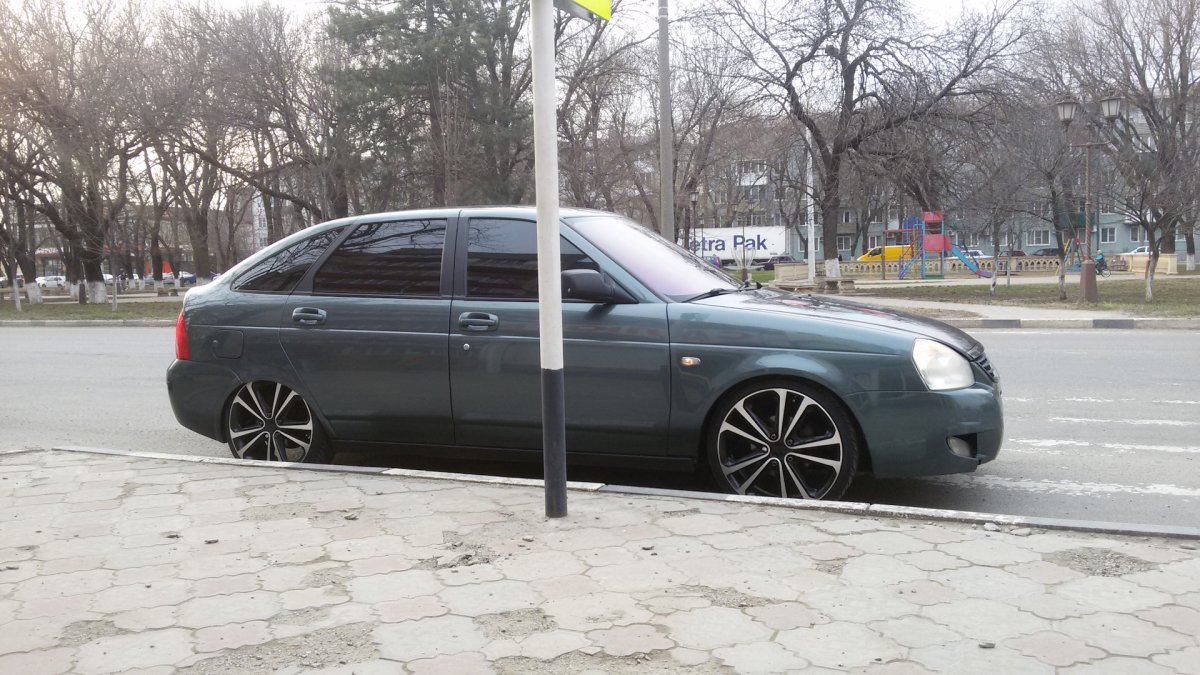 Белая Приора на 14 торусах