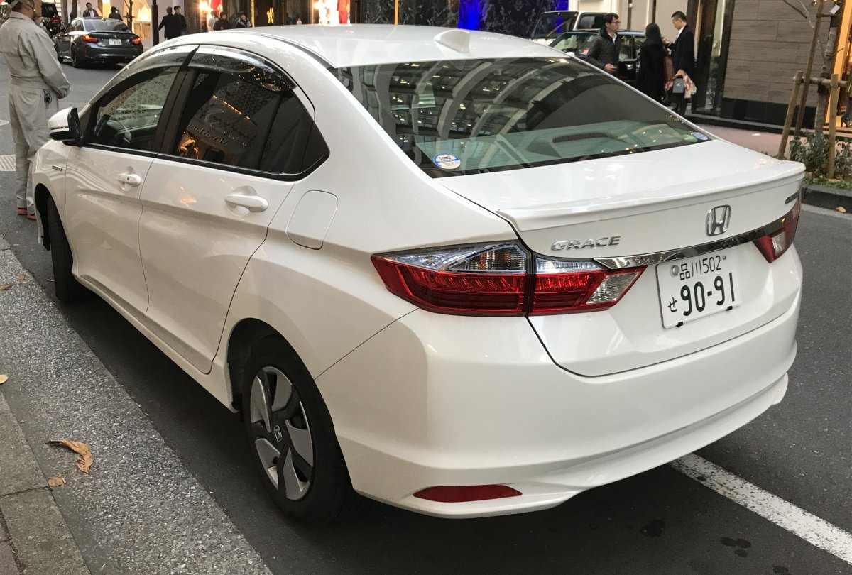 Honda Grace Japan