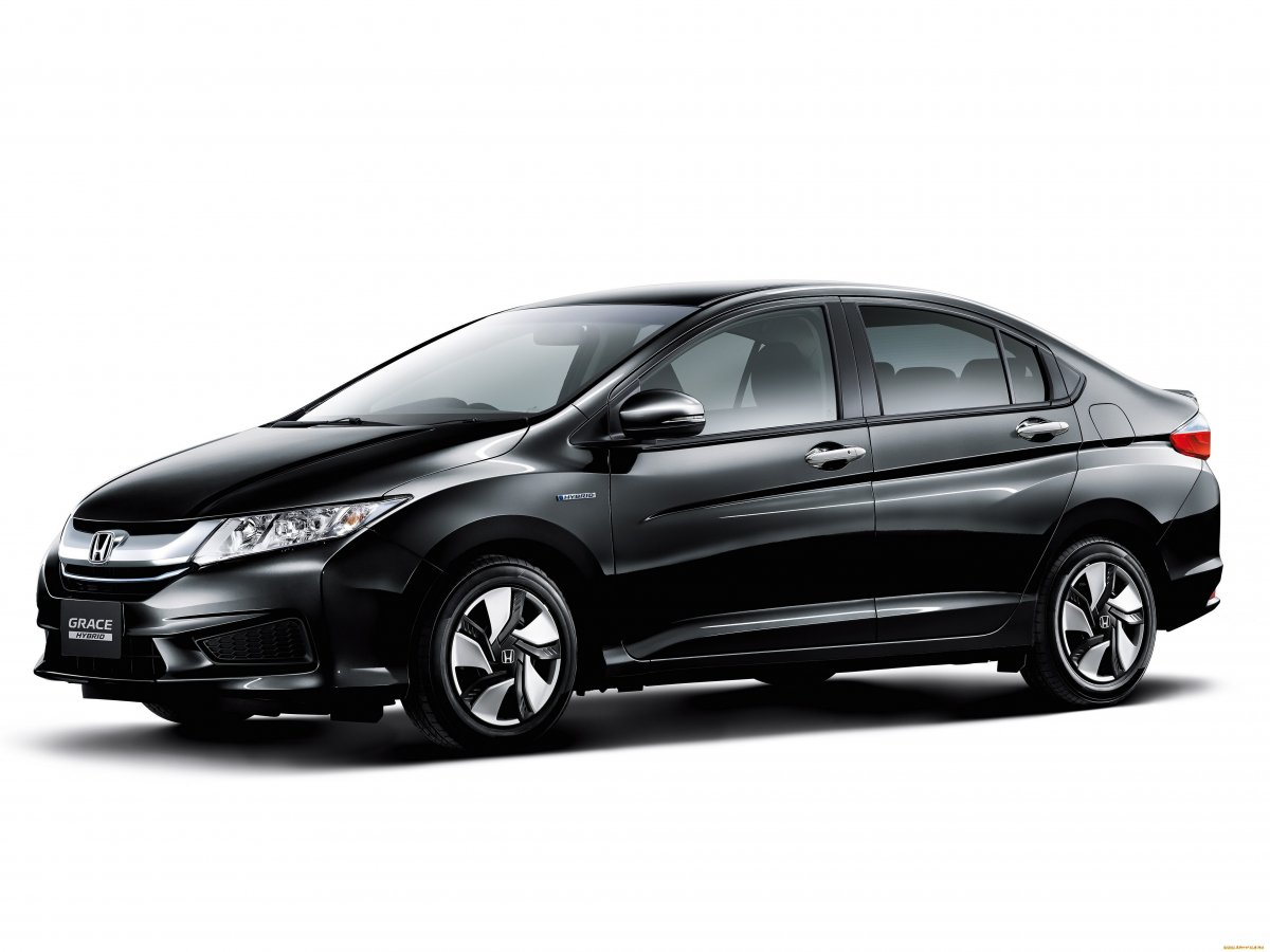 Honda Grace 2015