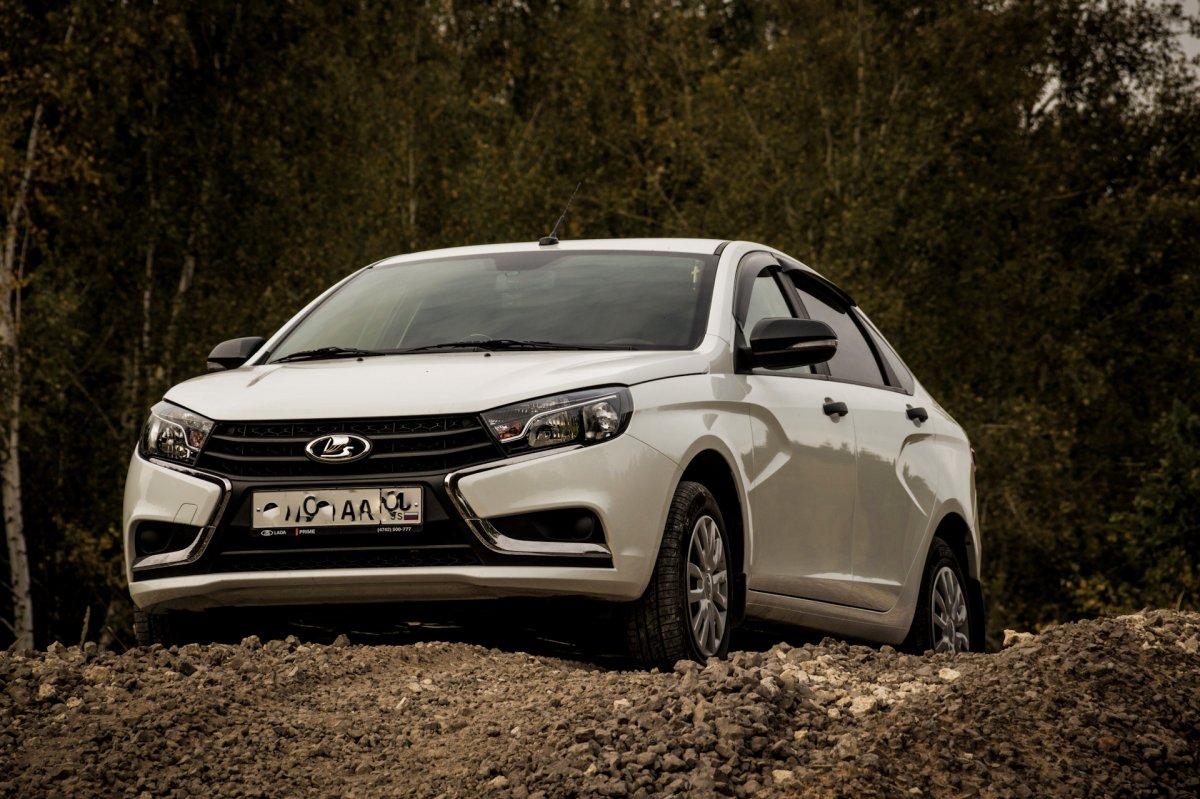 Лада Веста 1.8
