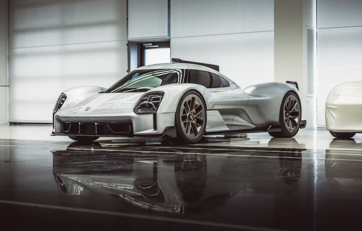Porsche Vision Renndienst